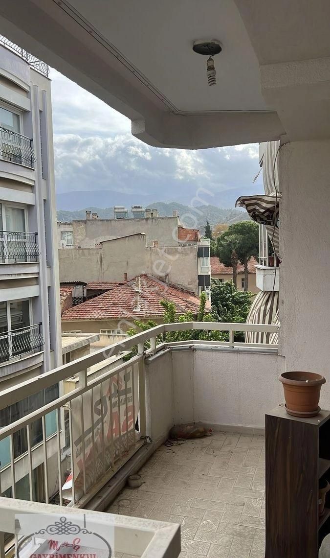 Salihlide M&ş Gayrumenkulden Geniş 3+1 Dairemiz Satılıktır.. - Görsel 5