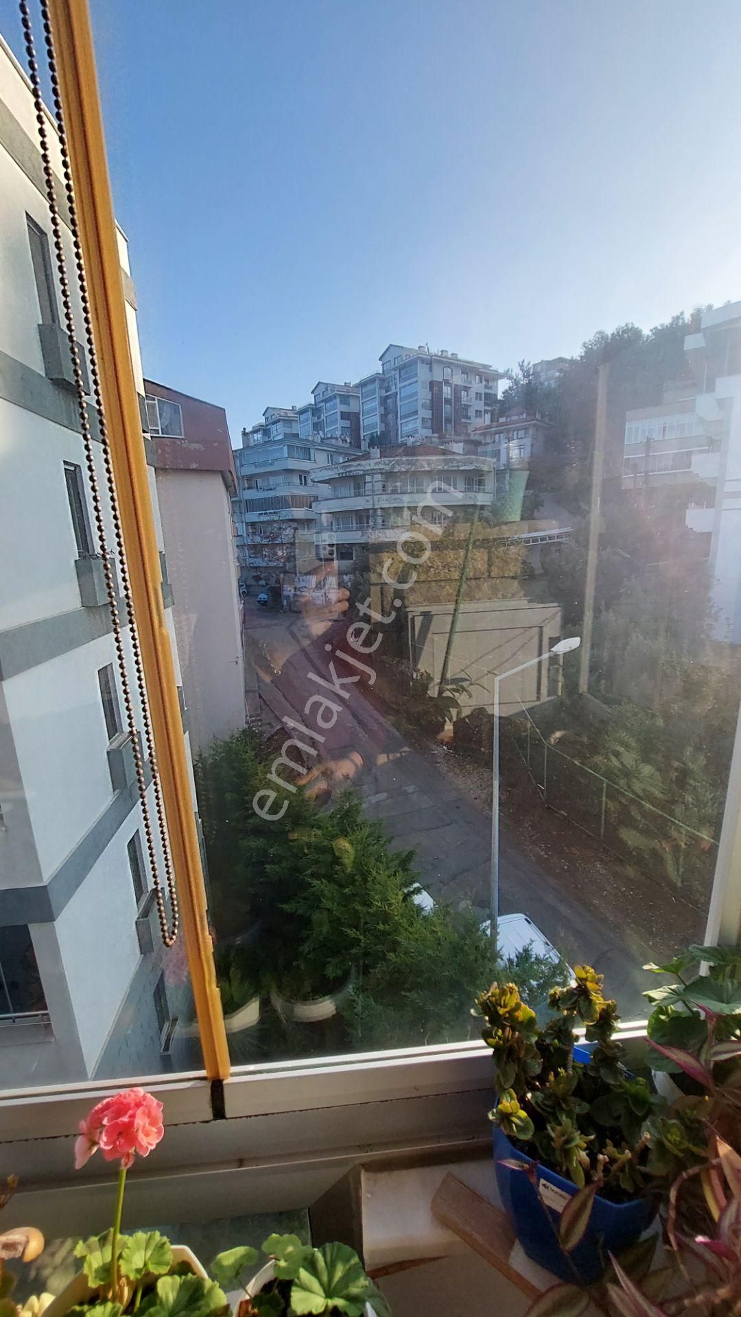 Suzan Emlaktan Burgaz Mah Asansörlü Arakat 3+1 Temız Daire - Görsel 22