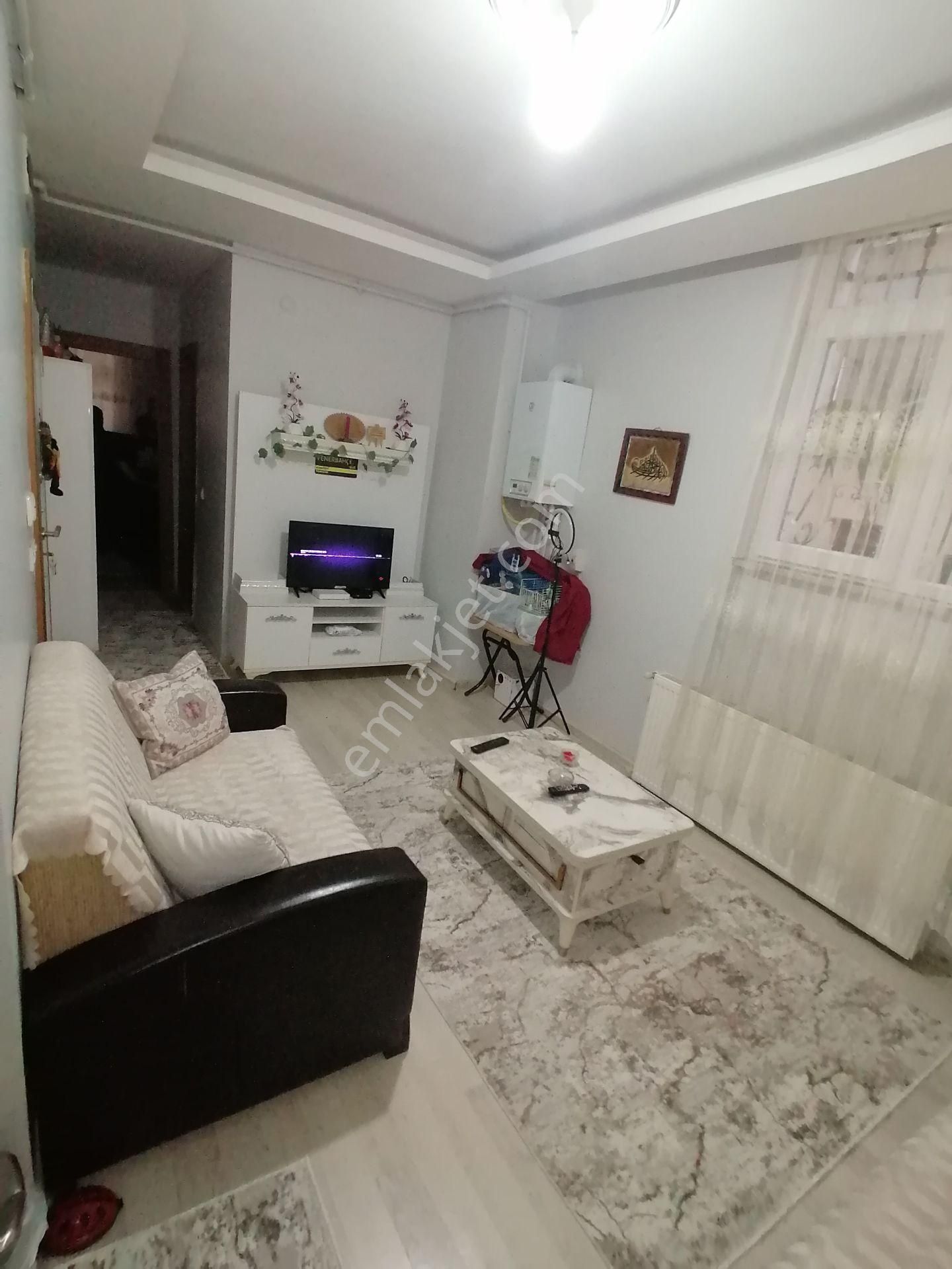 Efka'dan Yenibosna Merkez Camiisine Yakın Satılık 1+1 Bahçe Kat Daire - Görsel 5