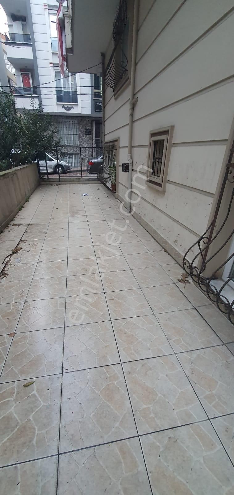 Efka'dan Yenibosna Merkez Camiisine Yakın Satılık 1+1 Bahçe Kat Daire - Görsel 20