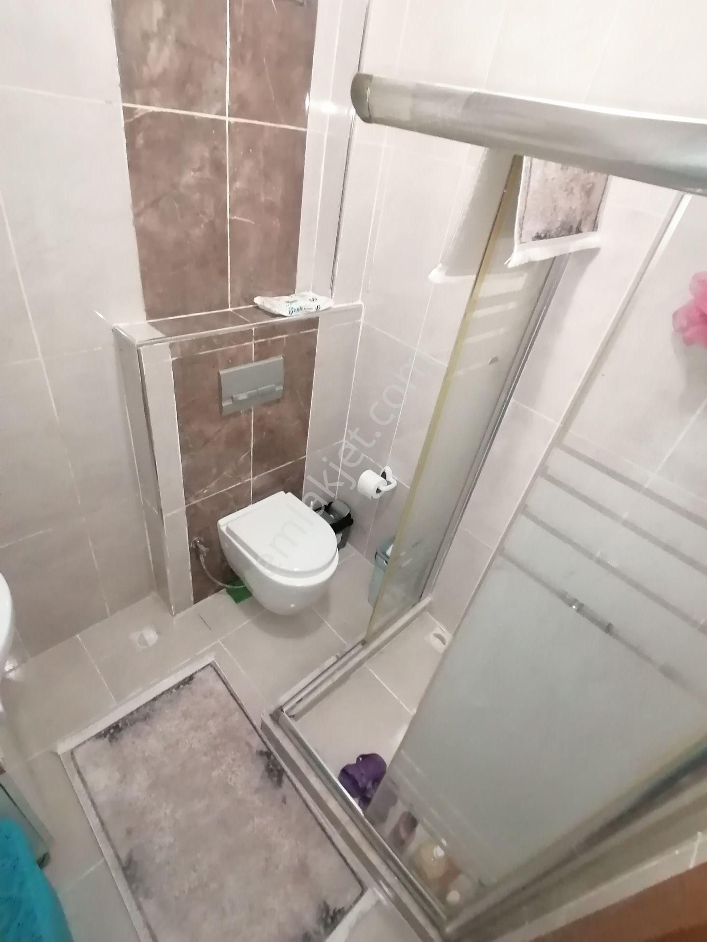 Efka'dan Yenibosna Merkez Camiisine Yakın Satılık 1+1 Bahçe Kat Daire - Görsel 15