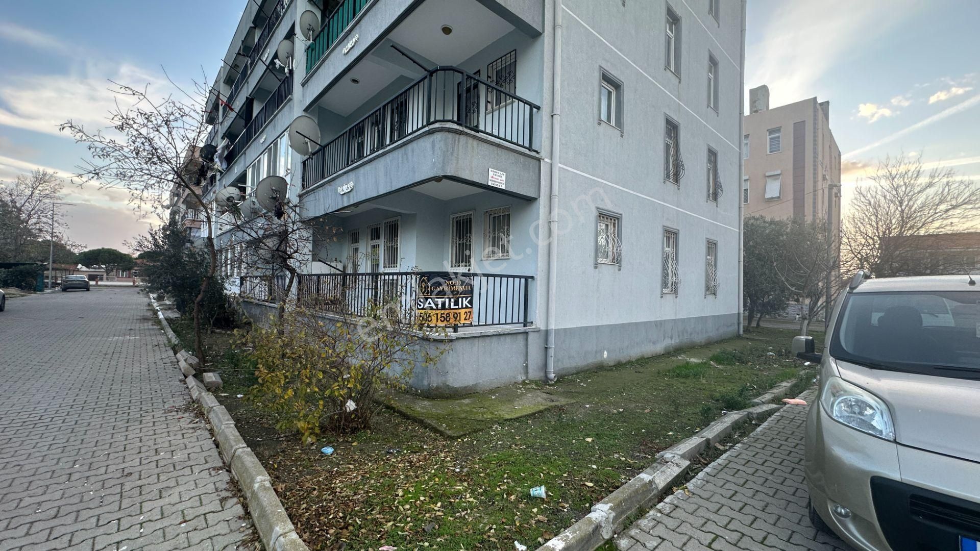 Ayvalık Altınova Satılık Daire No:10 Gayrimenkul’den Ayvalık Altınova’da Site İçerisinde Eşyalı 3+1 Daire