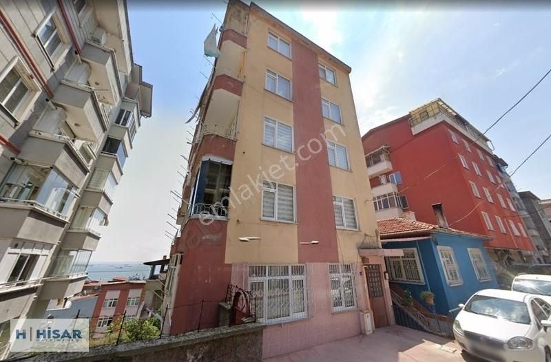 İlkadım Kadifekale Satılık Daire Hisar'dan Kadifekalede 3+1 1.kat Doğalgazlı Cam Balkonu Takılı