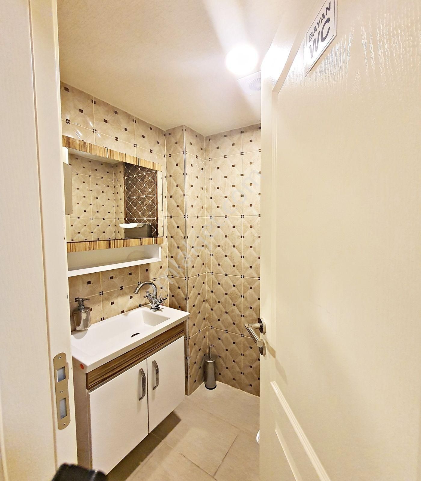 Full Yapılı Eşyalı Kiralık 130 M2 Ofis & Dükkan - Görsel 20