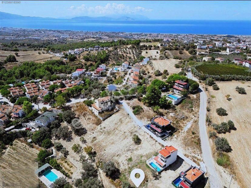 Acil Satılık Kuşadası Soğucak Da Villa İmarlı Arsa