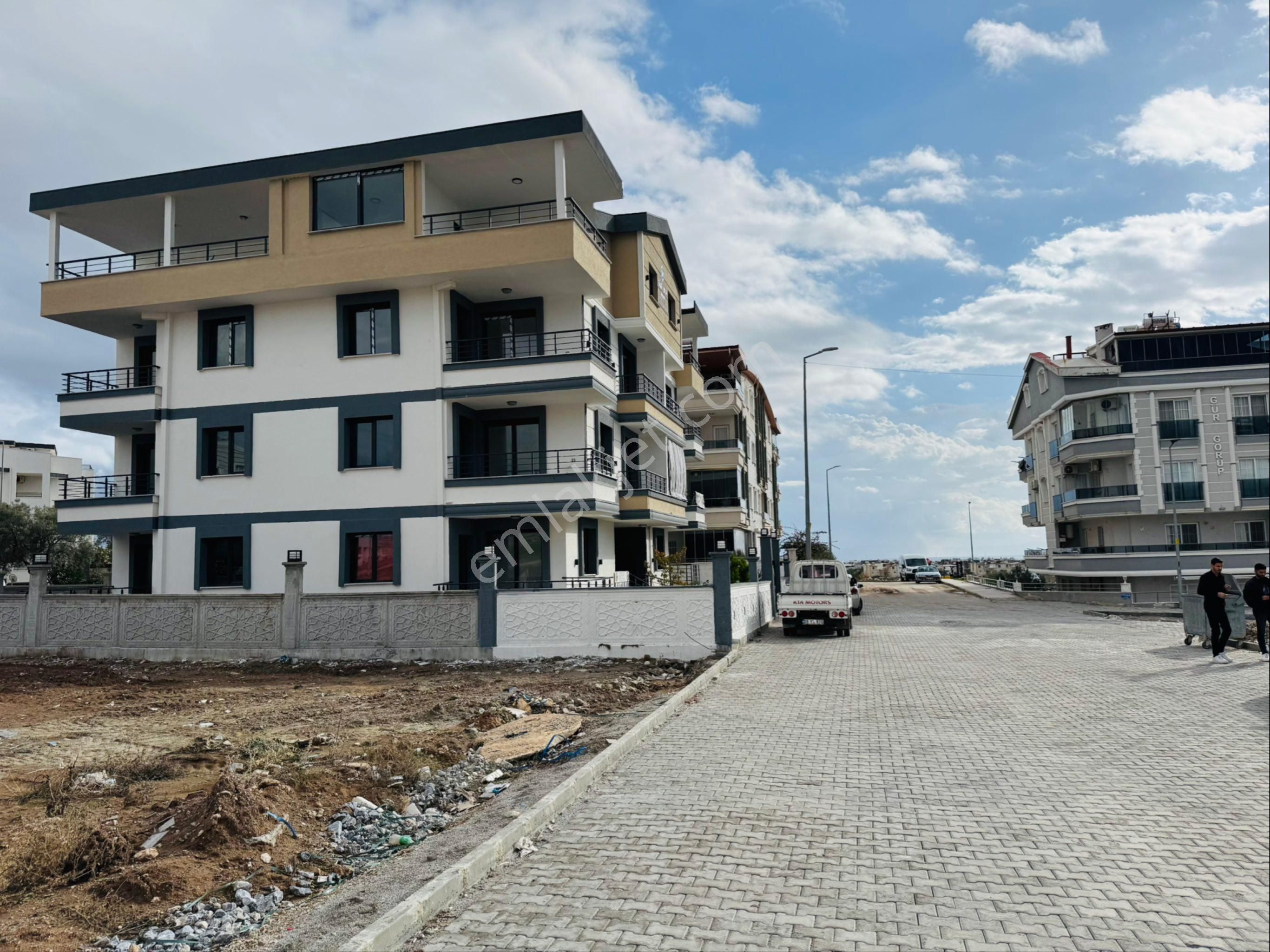 Didim Efeler Satılık Daire Didim’de Altınkum’a Yakın Sıfır 2+1 Eşyalı Satılık Geniş Balkonlu Lüx Daire