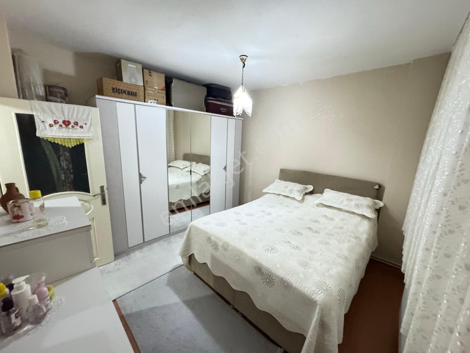 Zafer Yapı Gayrimenkulden Satılık Yüksek Girişkat Daire Balkonlu 2+1 İstanbul Sultangazi Cebecimahde - Görsel 12