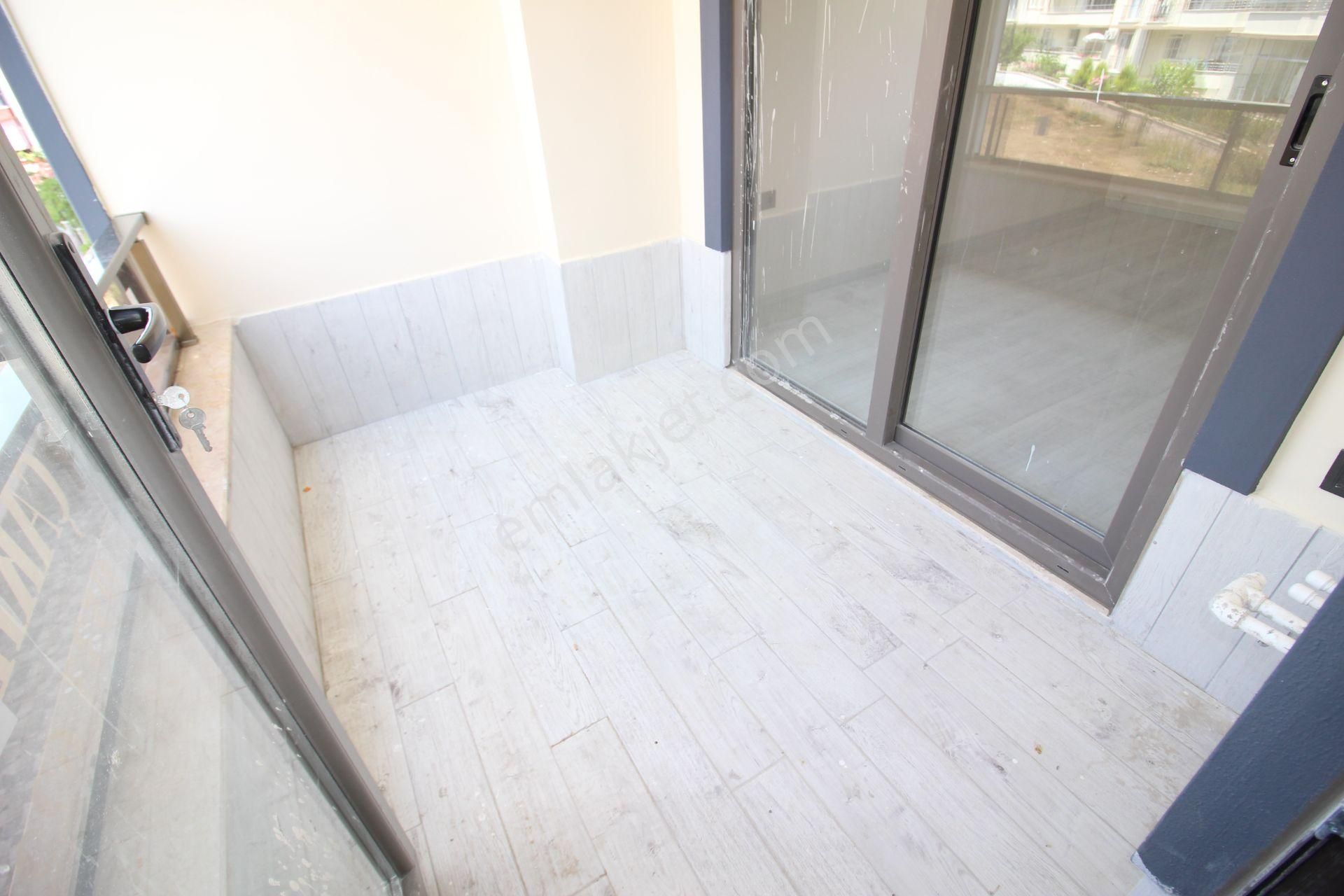 Altınkumda Full Eşyalı Klimalı 1+1 Kiralık Daire - Görsel 8