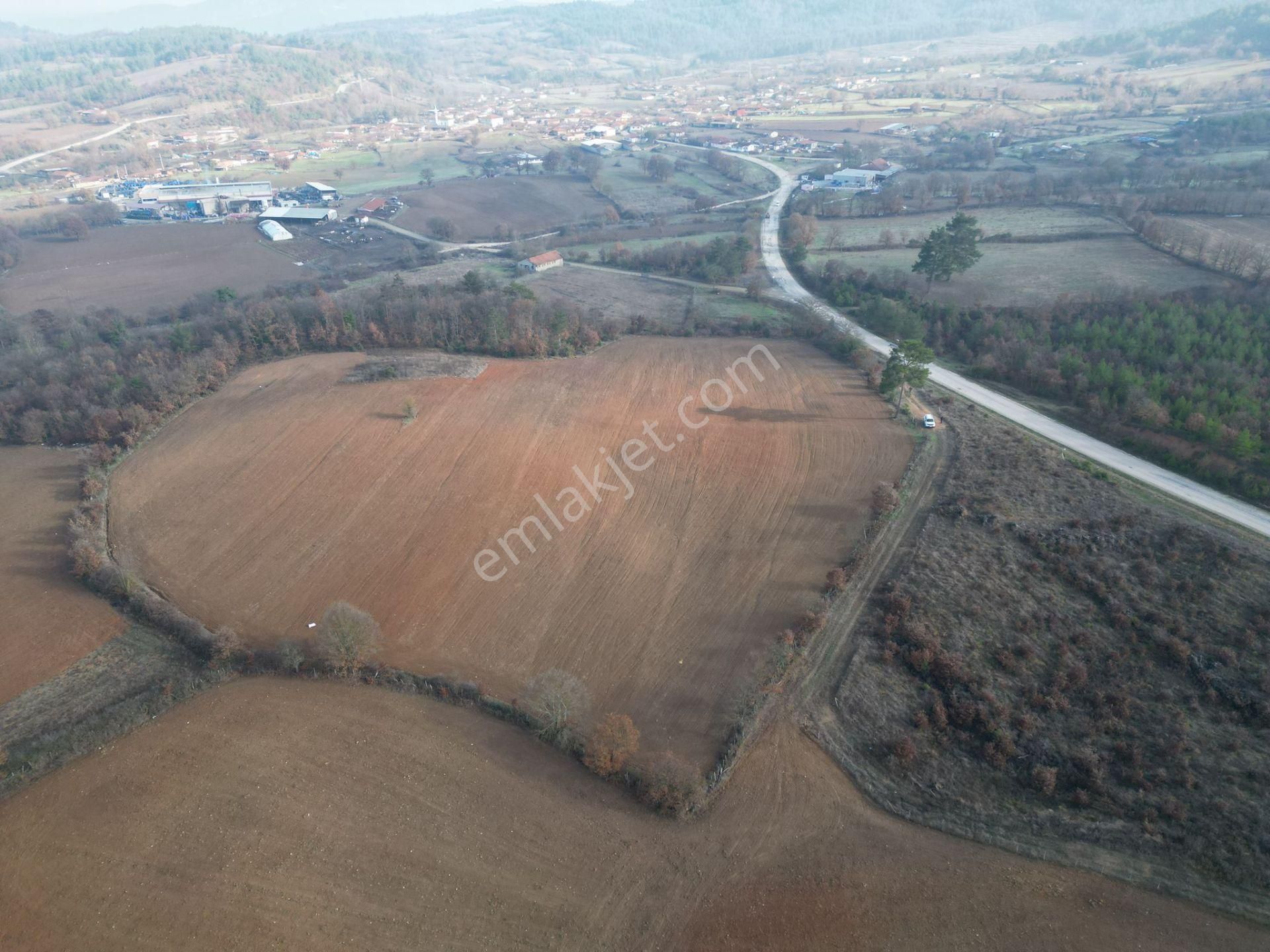 Yenice Bekten Köyü Satılık Tarla Çanakkale Yenice Bekten Köyü Yerleşime Yakın Arazi....