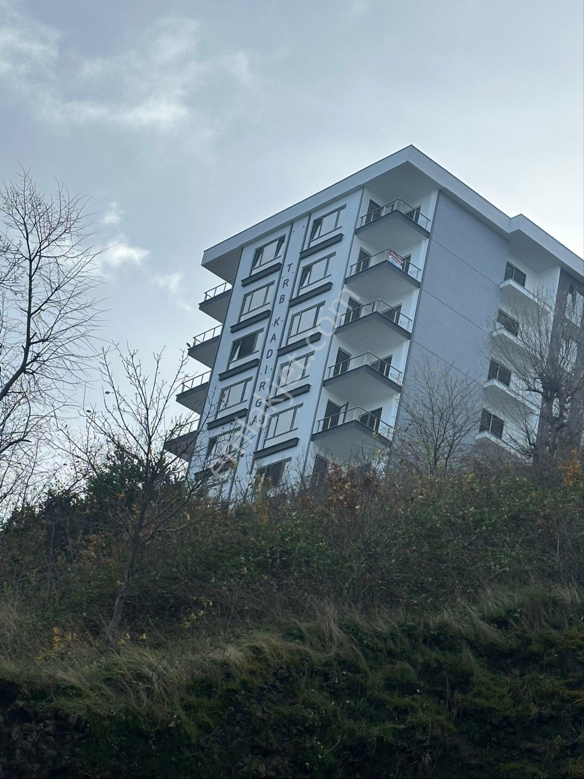 Yomra Da Satılık 1 + 1 60 Metre² Sıfır Daire - Görsel 3