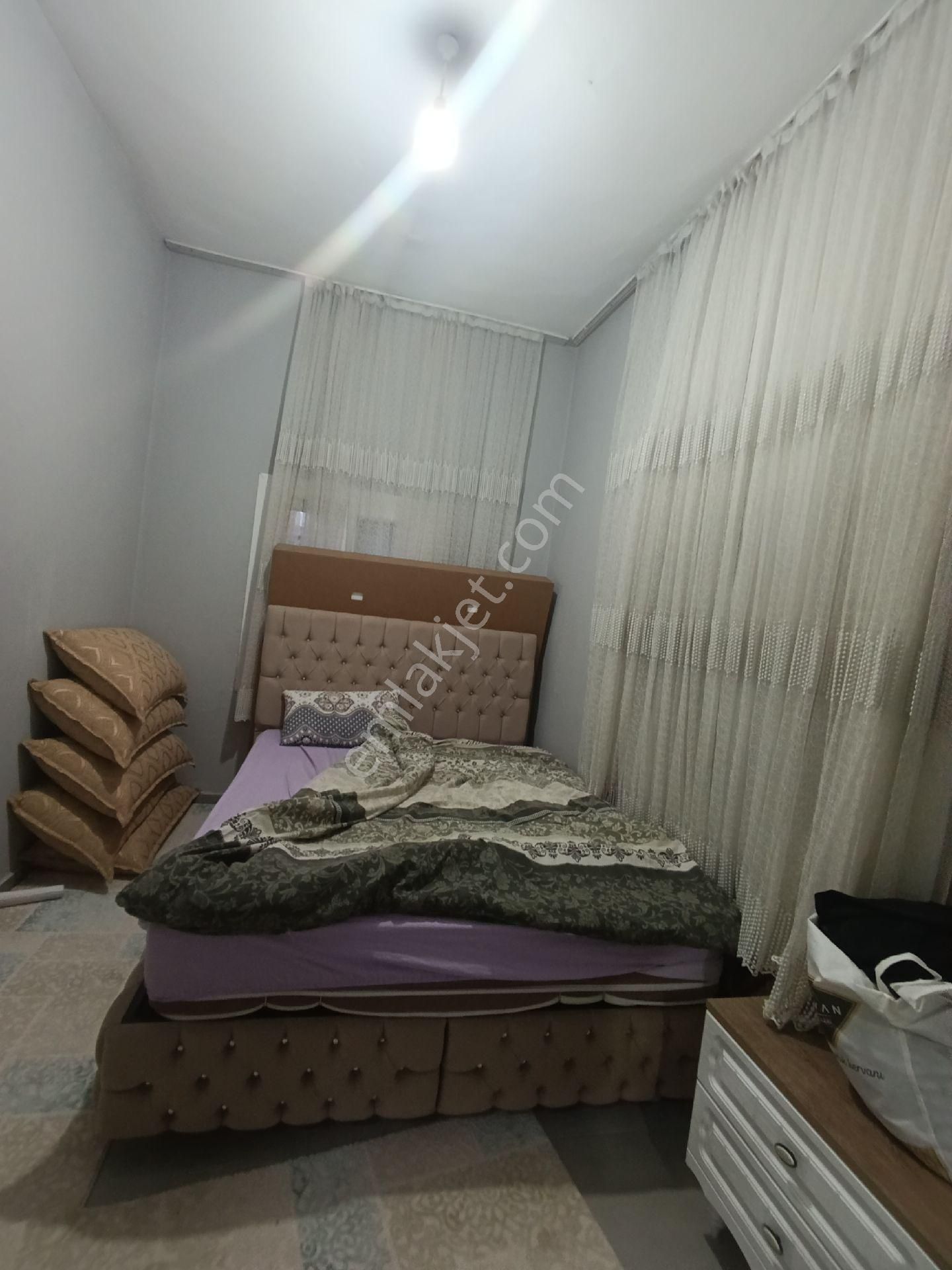 Çok Uygun.. Gülpınar'da Satılık 3 Katlı Müstakil Ev 🏡 - Görsel 17