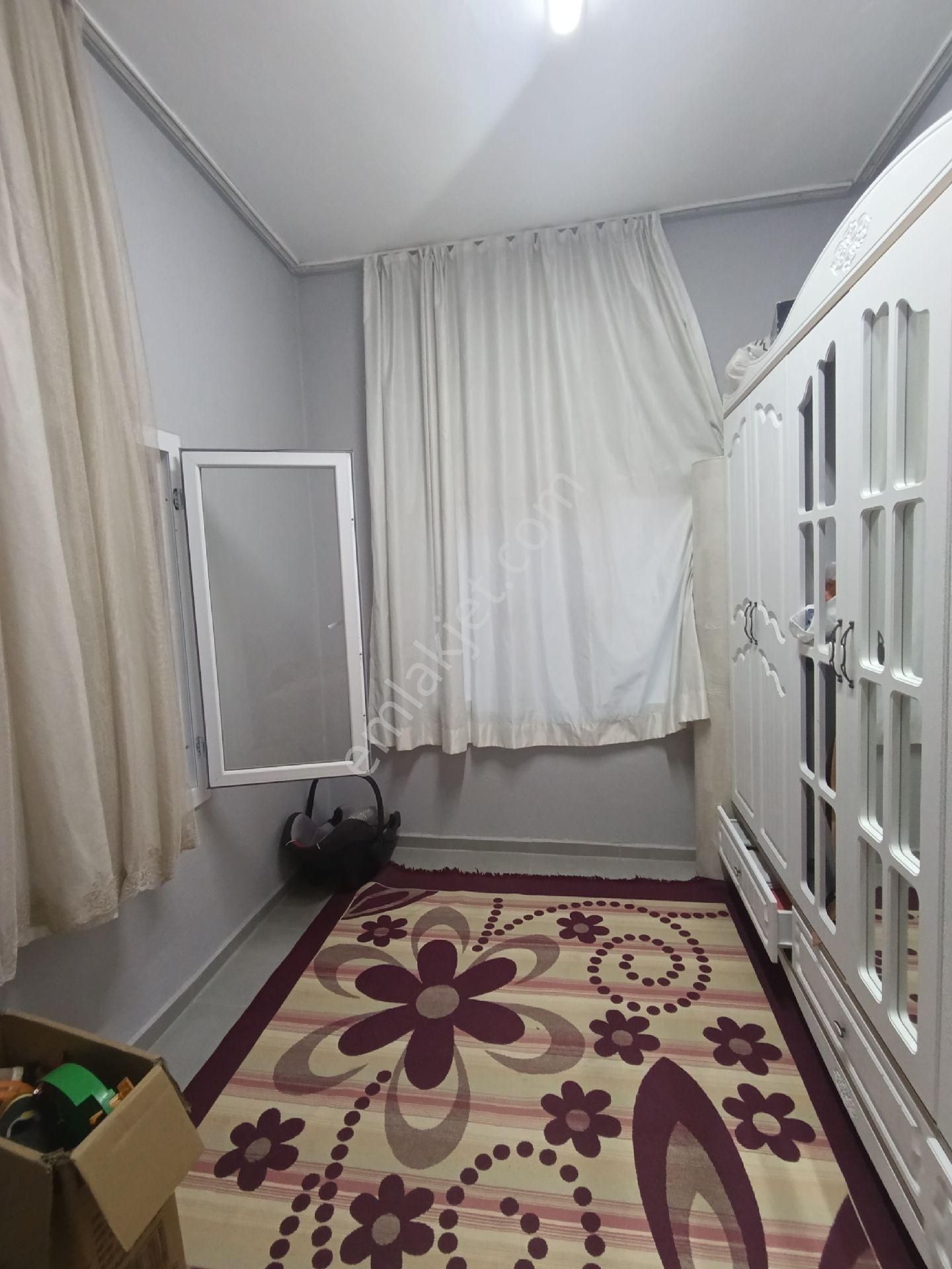 Çok Uygun.. Gülpınar'da Satılık 3 Katlı Müstakil Ev 🏡 - Görsel 15