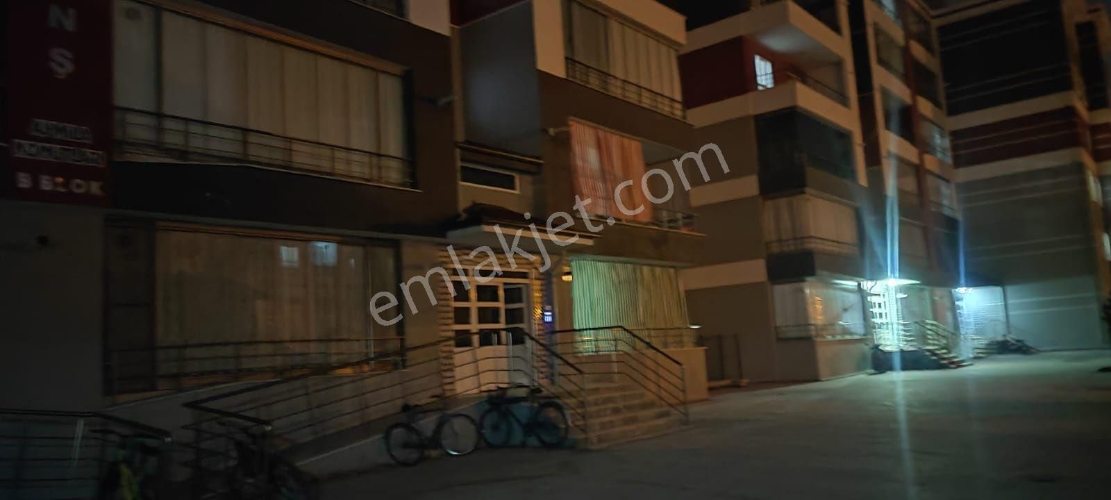 Karatay Keçeciler Satılık Daire Keçeciler Cd Yakını 2+1 135 M2 Site İçi Arakat Kelepir Daire !