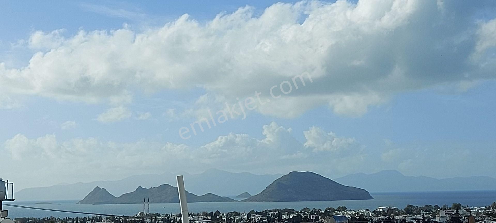 Bodrum Akçaalan Satılık Daire Tek Tapu Ayrı Girişli Orta Kat Ve Üst Kat İki Daire Fırsatı