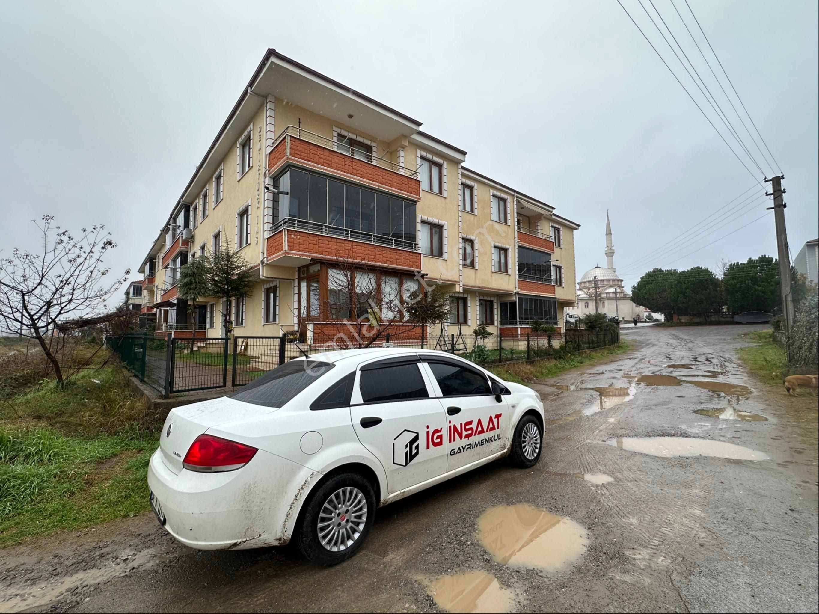 Karasu Aziziye Satılık Daire Karasu Akkumda Bahçeli Masrafsız Geniş M2 Fırsat 1+1