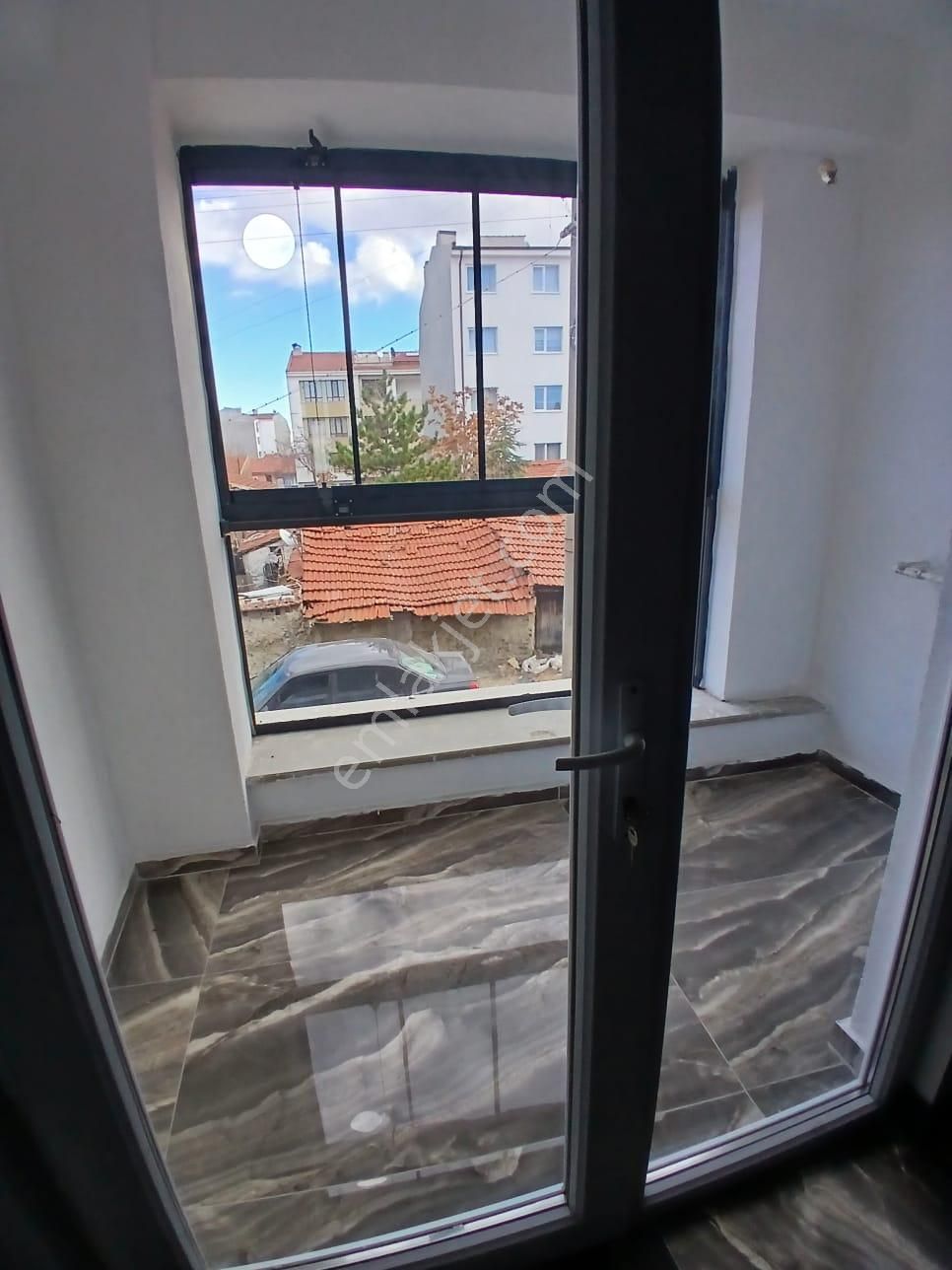 Esentepe Mahallesinde Satılık 3+1 Daireler - Görsel 11