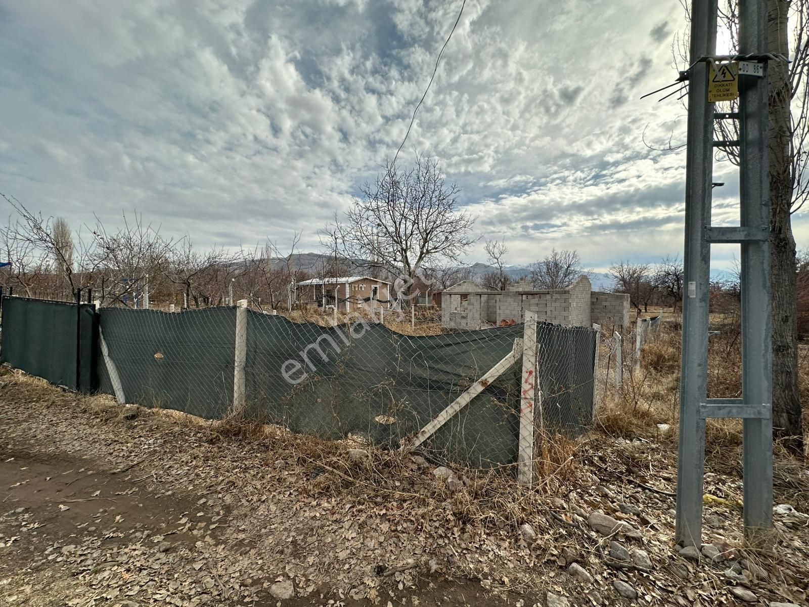 Öz Gaye Emlaktan Develi Reşadiye Karataş Mevkiinde Satılık Bağ Evi - Görsel 2