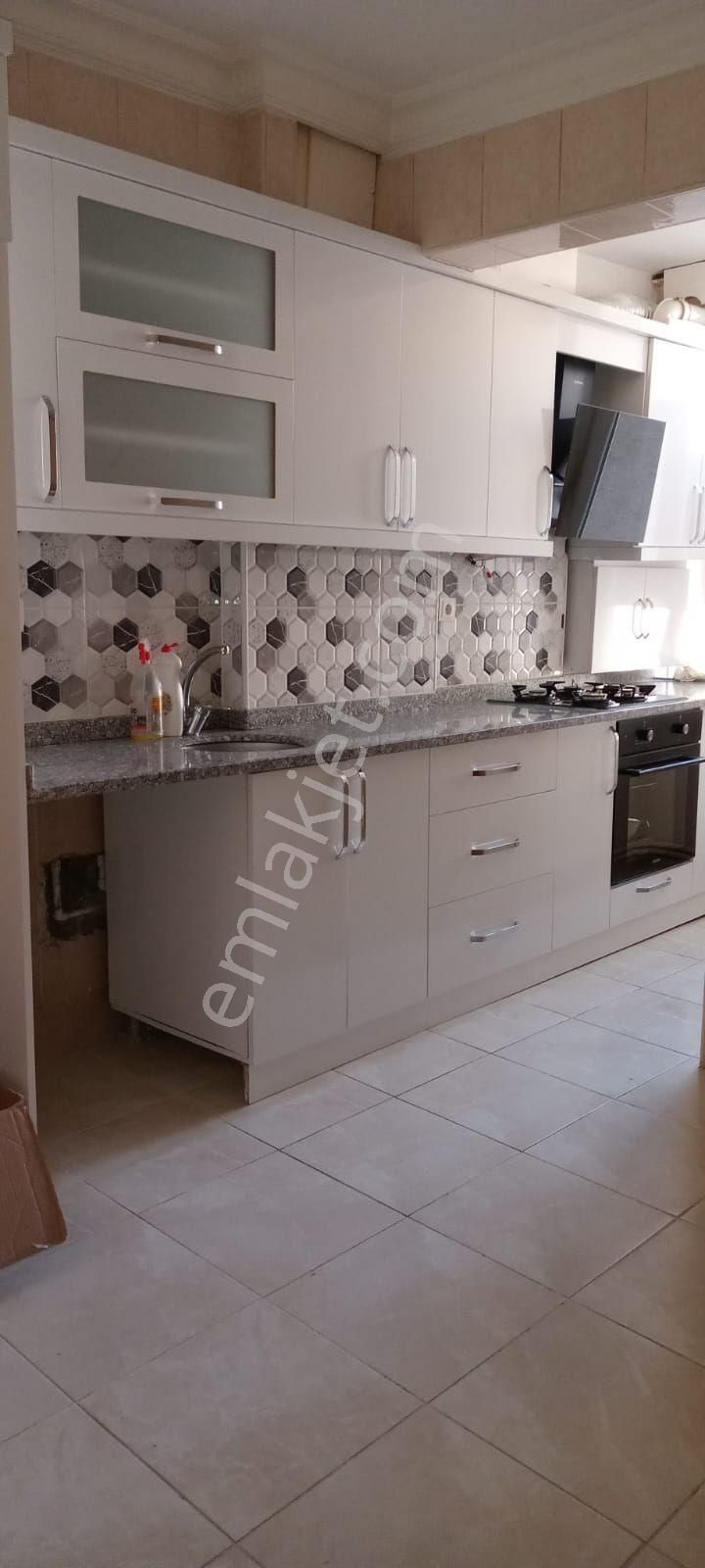 Aksaray Merkez Hacı Hasanlı Kiralık Daire Carsı Merkezde Kıralık 3+1 Dogalgazlı