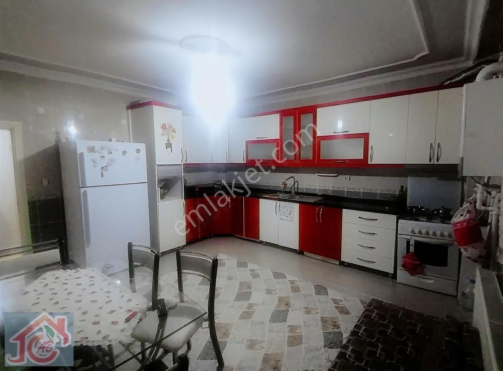 Yeşilyurt Bostanbaşı Satılık Daire Gedikte 2 Katlı Müstakil Binada Satılık 2+1 Daire