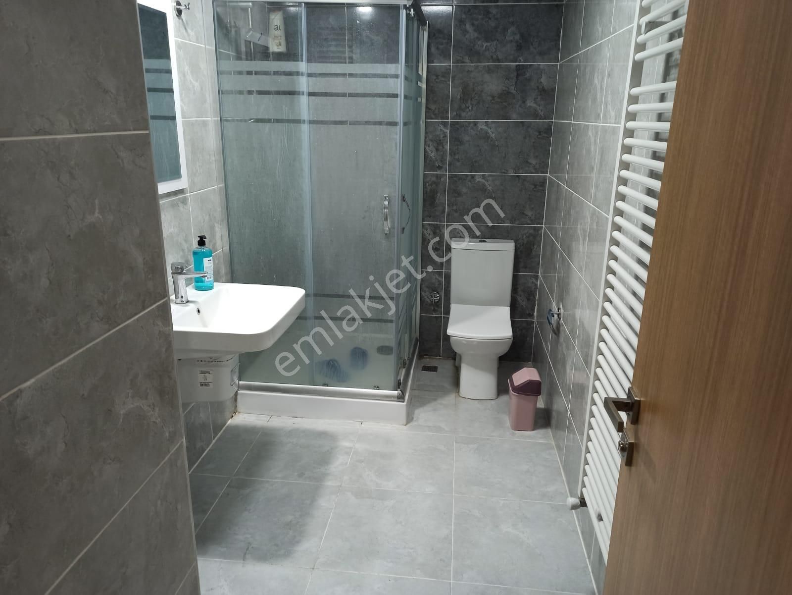 Silivri Mimar Sinan Kiralık Daire Toki 1.etapta Giriş Kat 2+1 Salon 80m2 Kiralık Daire...