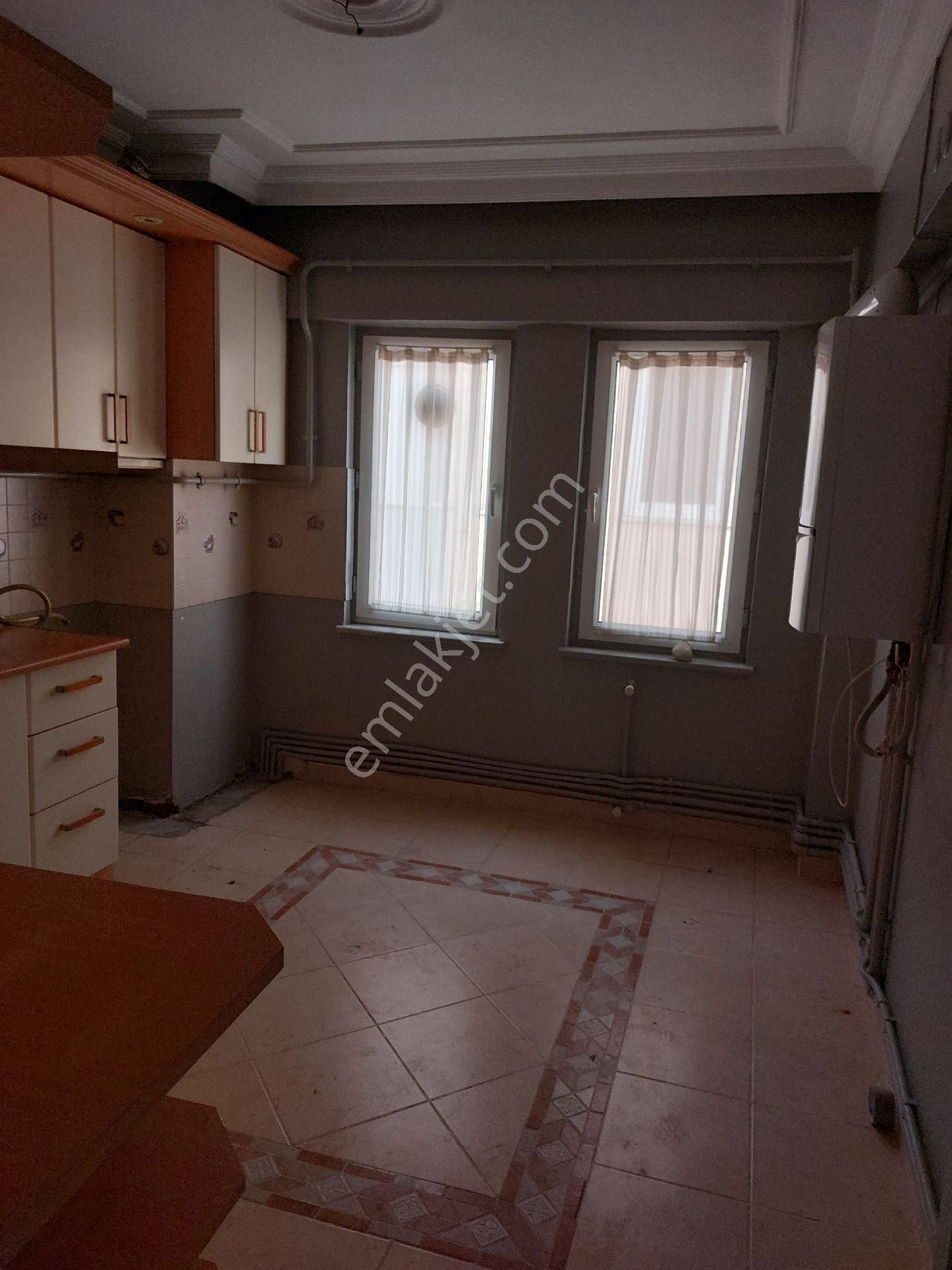 Adapazarı Yahyalar Kiralık Daire Sakarya Adapazari Merkezde 3+1 Kıralık Daire