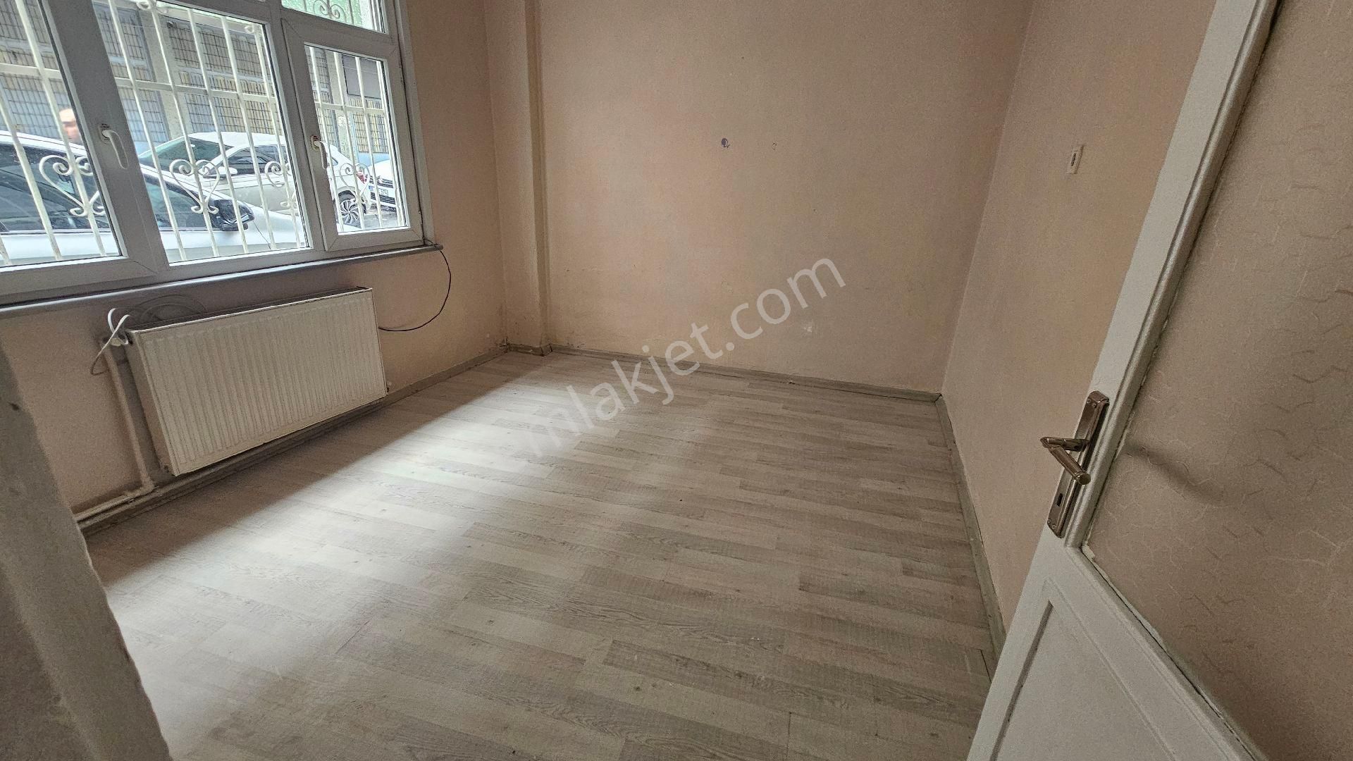 Esenler Kazım Karabekir Kiralık Daire Esenler Kazımkarabekirde.kiralık 1+1 Kombili Giriş Daire