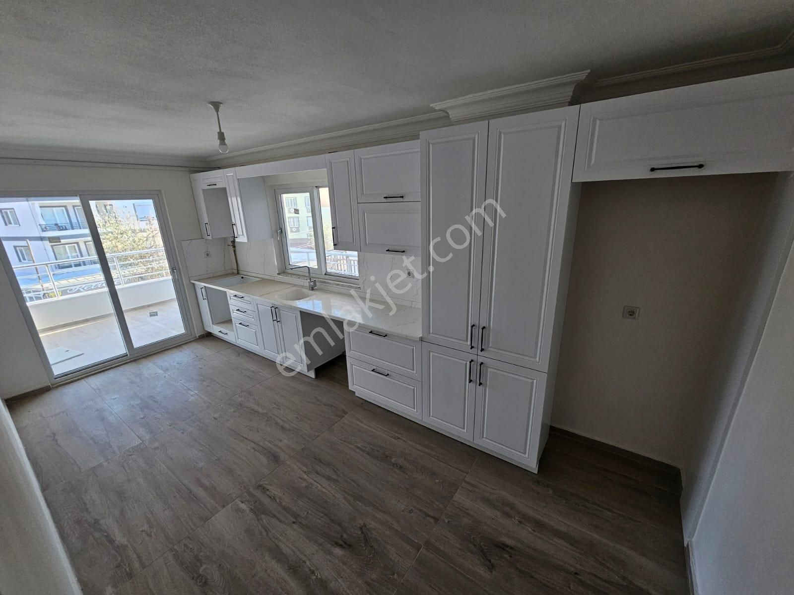 Burhaniye Mahkeme M. Okullar Bölgesinde 140 M2 Satılık 3+1 Daire - Görsel 5