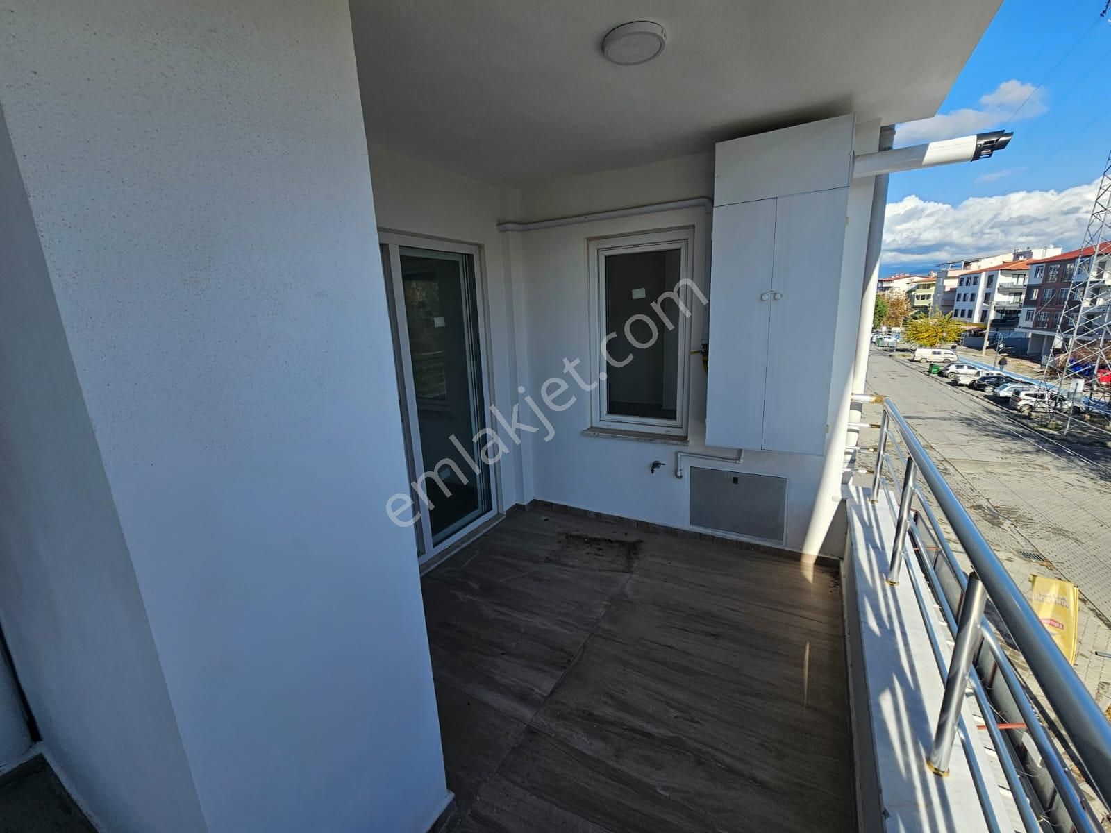 Burhaniye Mahkeme M. Okullar Bölgesinde 140 M2 Satılık 3+1 Daire - Görsel 23