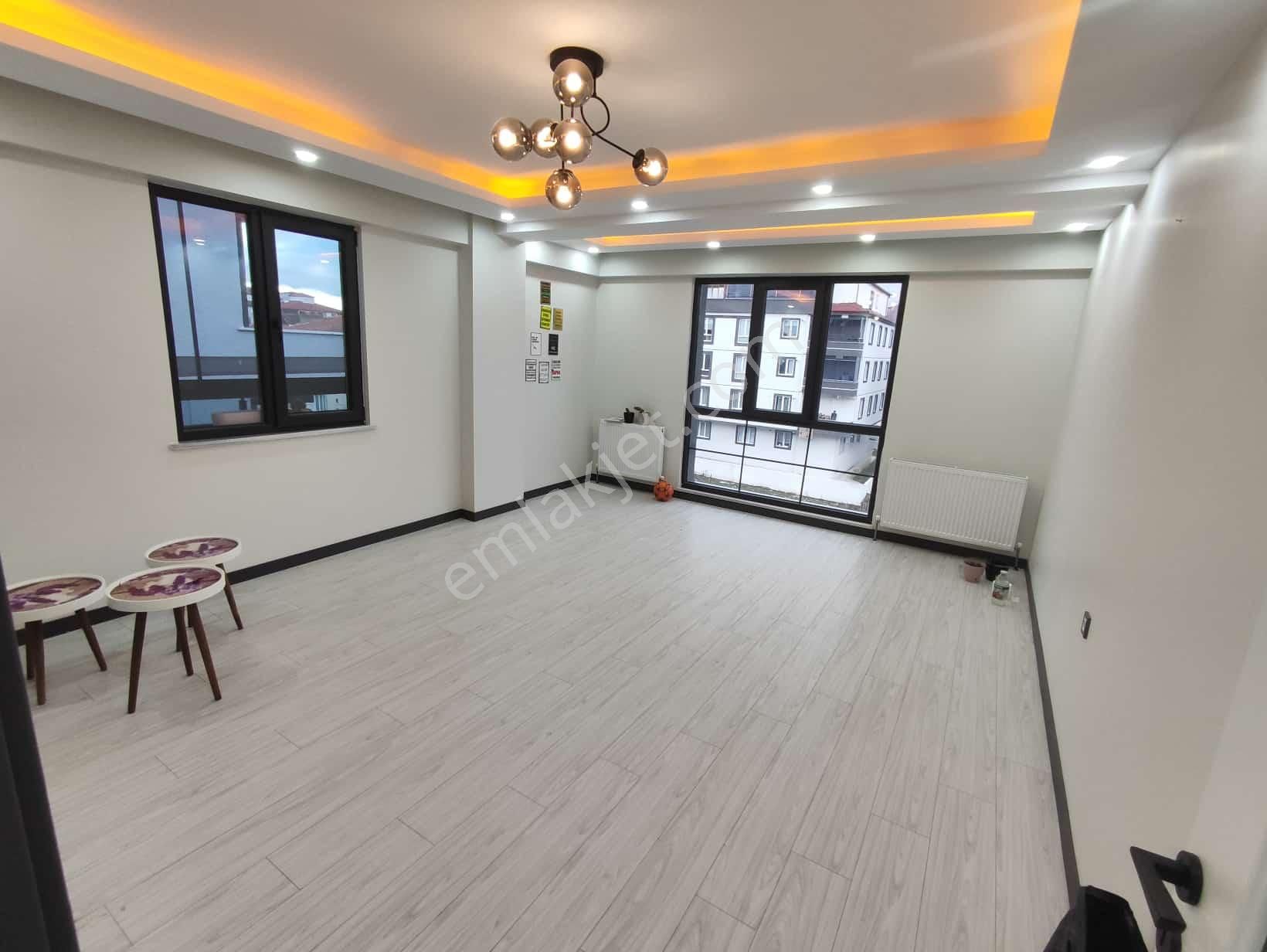 Kapaklı Cumhuriyet Kiralık Daire Kapaklı Vatan Caddesi Sonu Yeni Devlet Hastanesi Mevkinde Kiralık 2+1 Lüks Daire