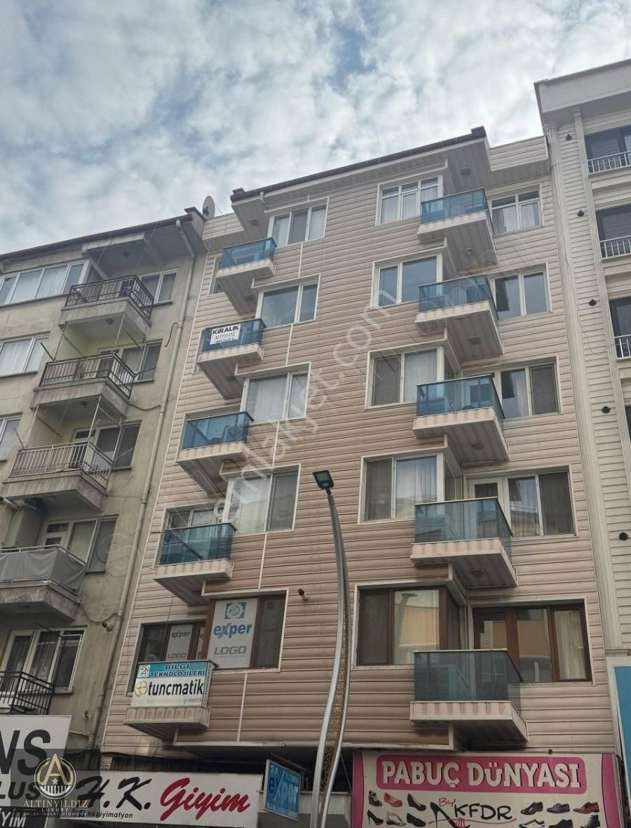 Afyonkarahisar Merkez Cumhuriyet Kiralık Daire Altınyıldız Emlaktan Ambaryolunda 2+1 Kiralık Daire