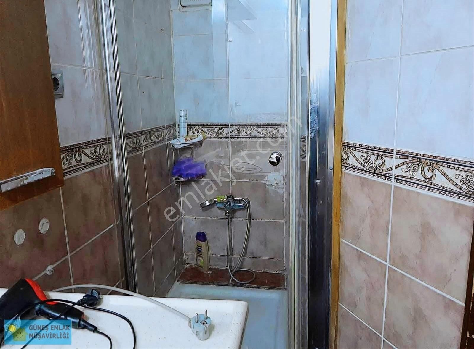 Konak Kültür Kiralık Daire Alsancak Nezih Sokakta İçi Bakımlı Eşyalı Kiralık Daire