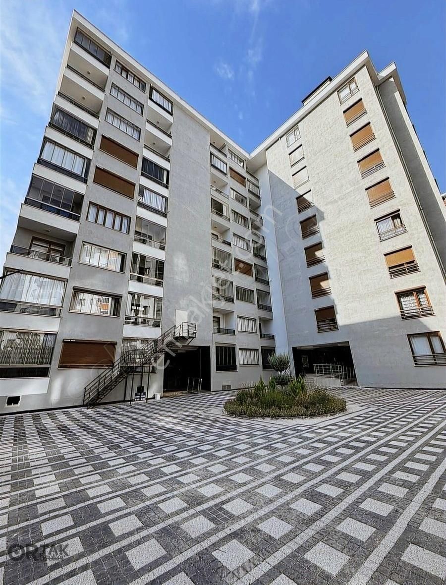 Selçuklu Yazır Satılık Daire Selçuklu Yazırda İnci Konutları 4+1 Satılık Ferah Daire