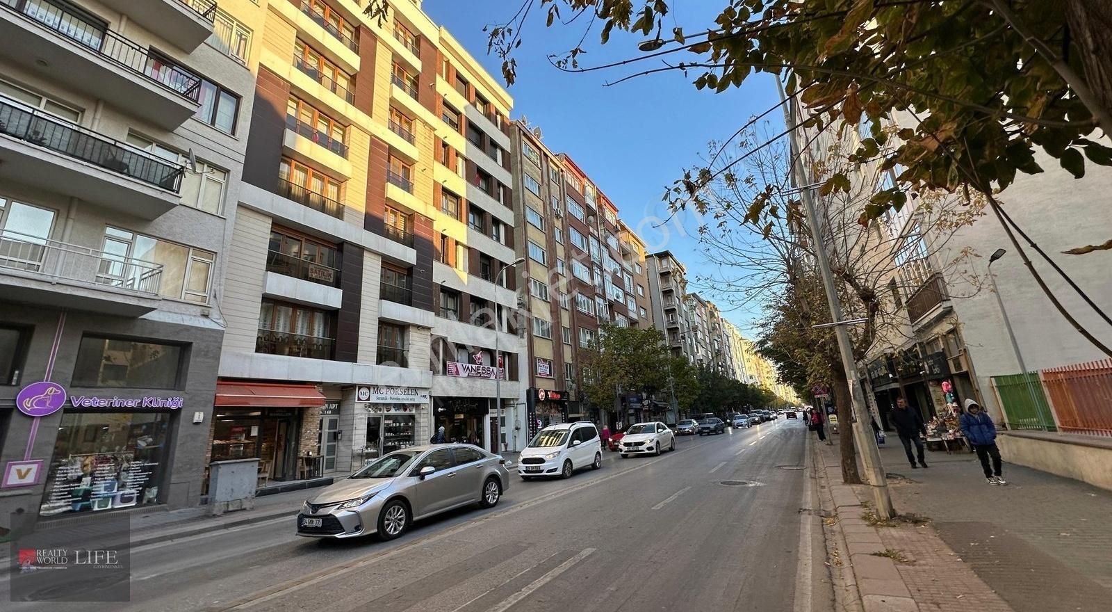 Odunpazarı İstiklal Satılık Dükkan & Mağaza Rwlıfe// Atatürk Caddesi Üzerinde Satılık Dükkan