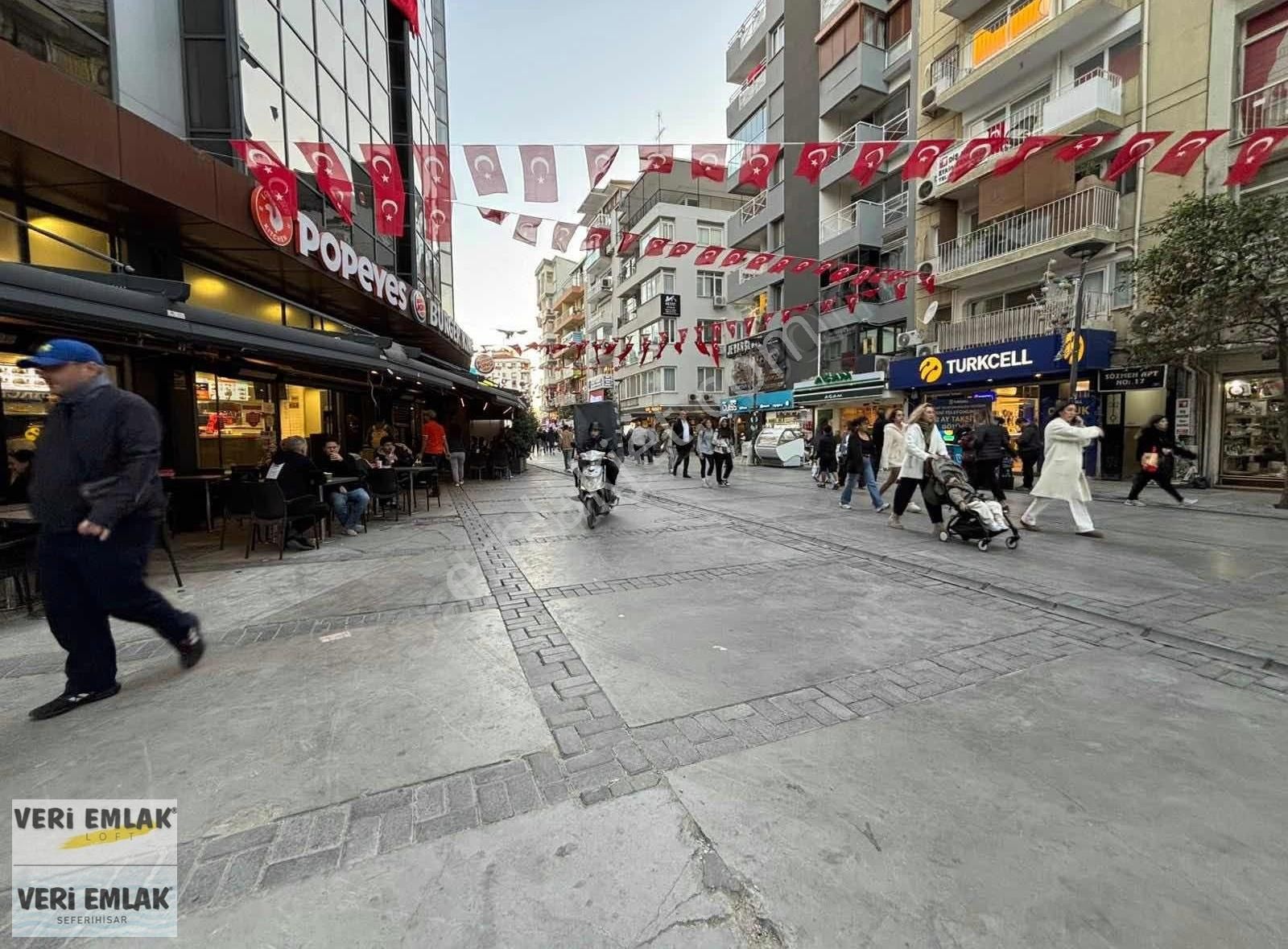 Konak Alsancak Satılık Dükkan & Mağaza Alsancak Kıbrıs Şehitleri Caddesine Yakın Wc'li Satılık Dükkan