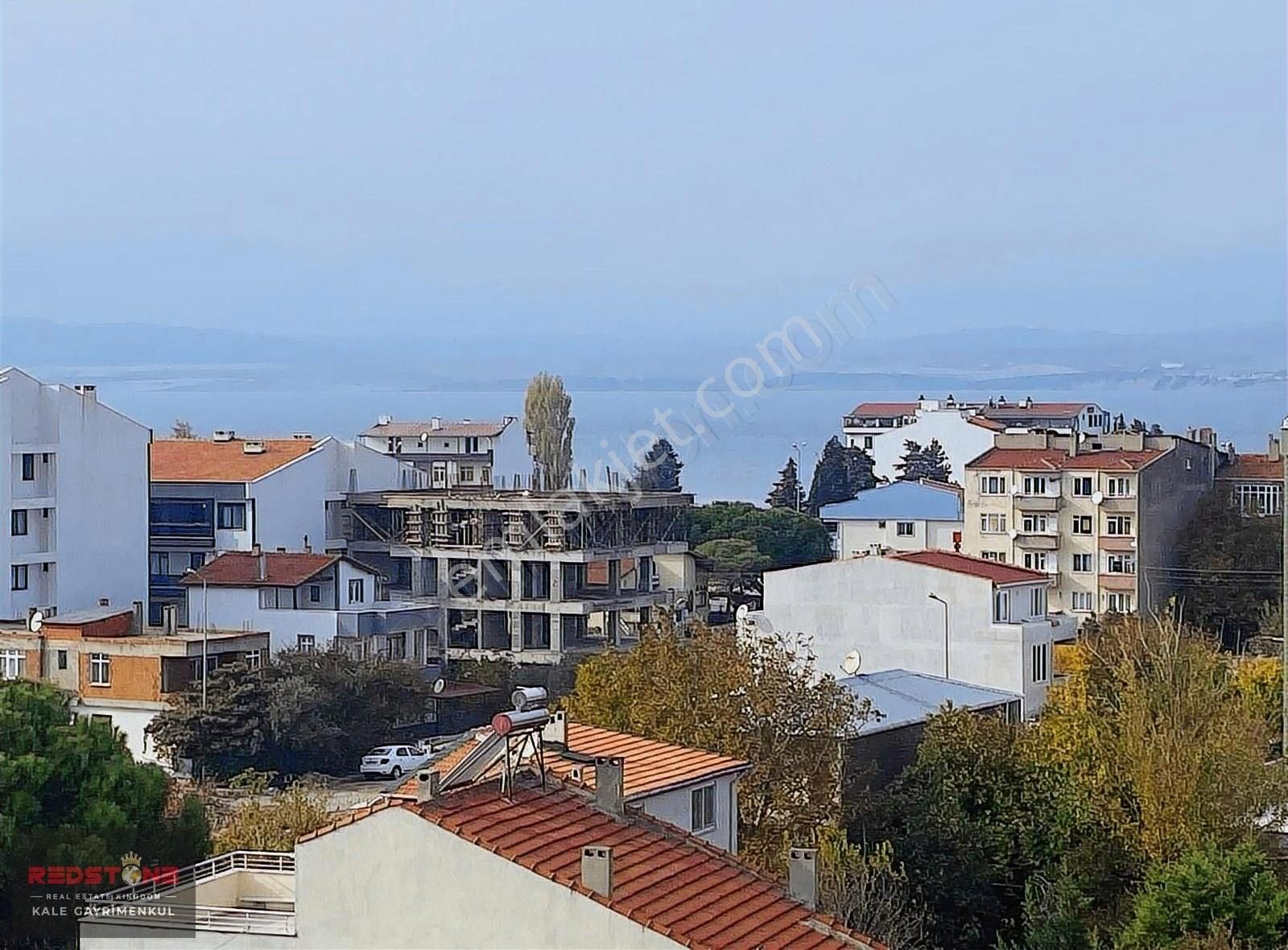 Lapseki Çardak Bld. (Gaziyakupbey) Satılık Daire Çanakkale Lapseki Çardak'ta Boğaz Manzaralı Satılık Dublex Daire