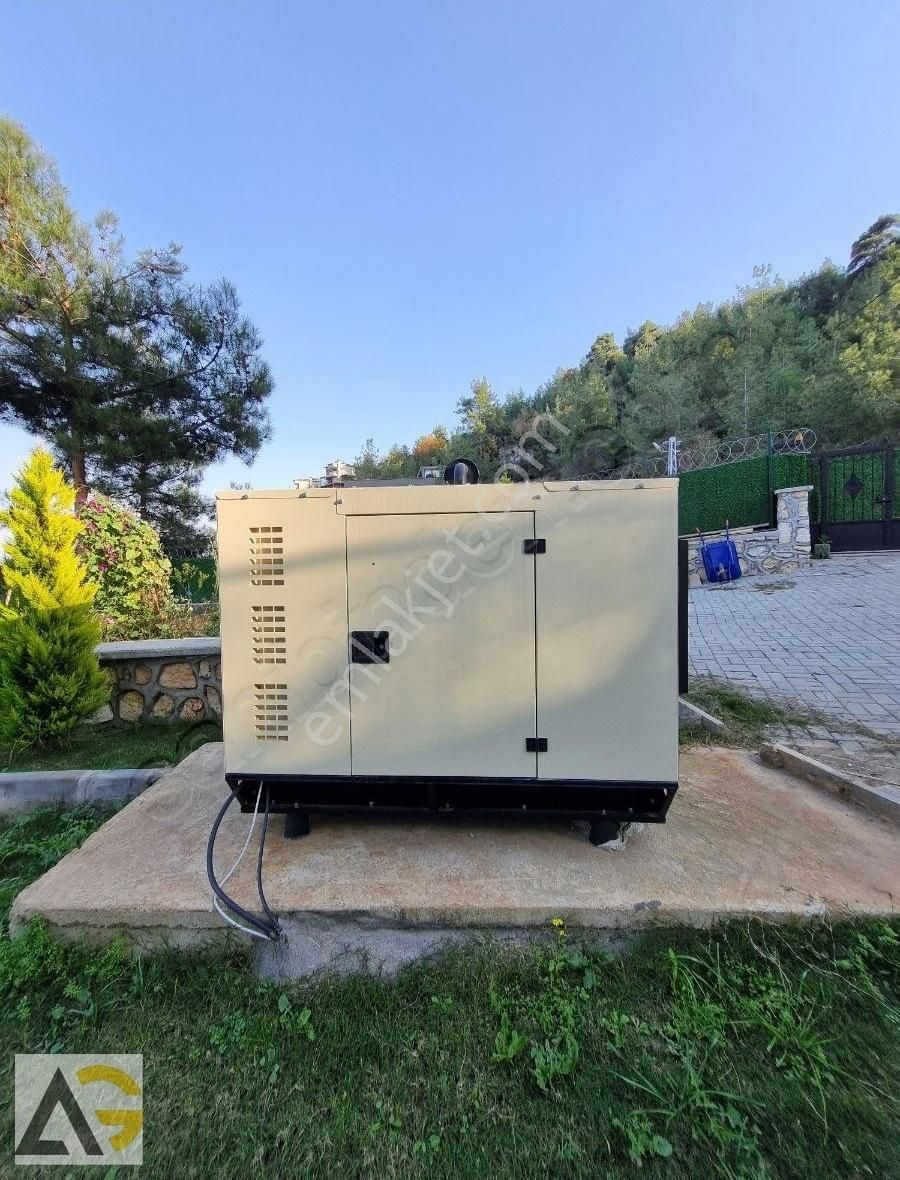 Auradan Soğucakta Eşyalı Satılık 5+1 Villa (havuz, Tenis Kortu) - Görsel 23