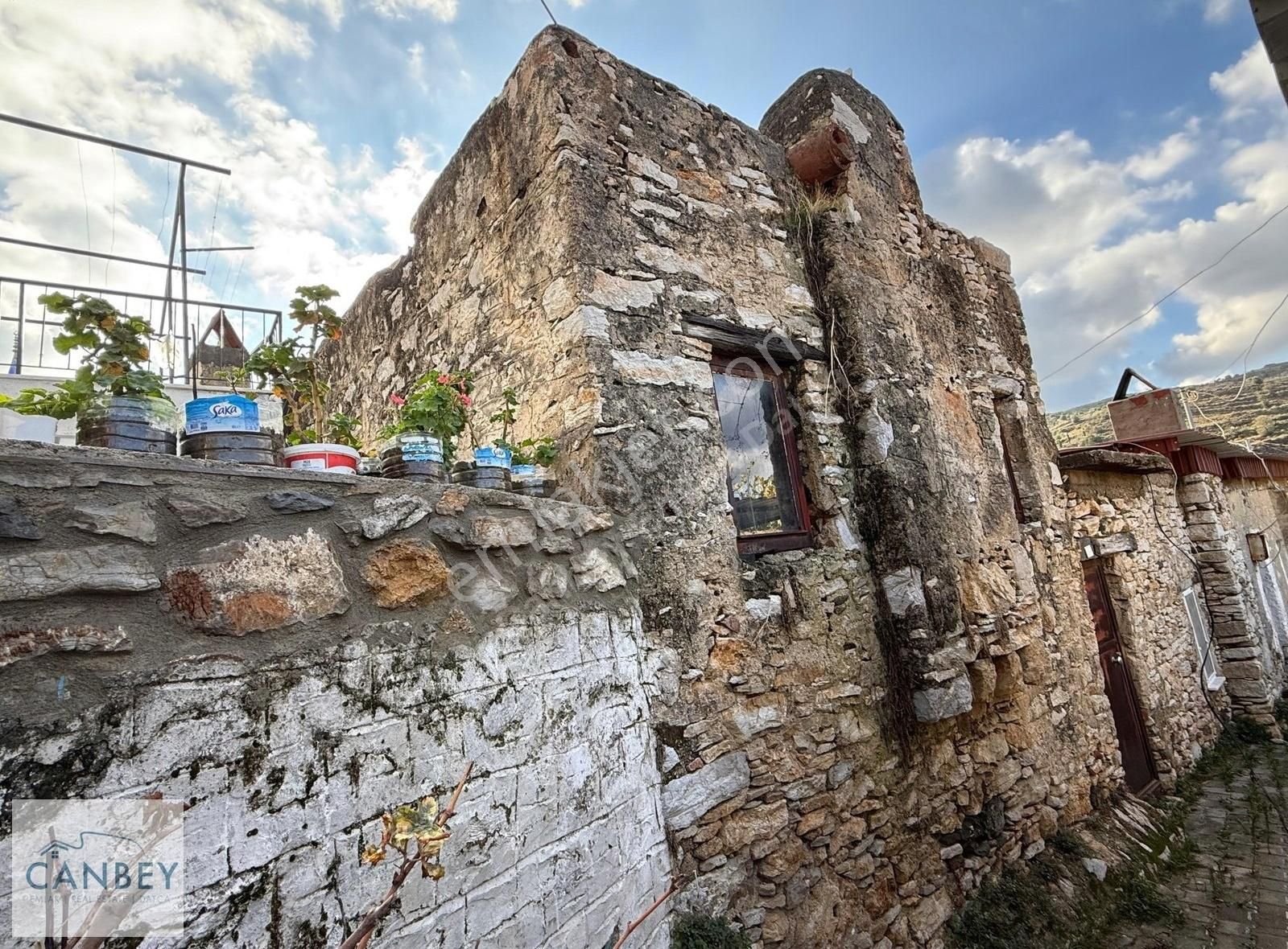 Datça Yazı Satılık Müstakil Ev Datça Belenköy Restorasyon Gerektiren İki Katlı Taş Müstakil Ev