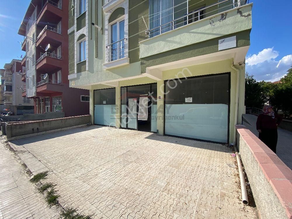 Çorum Merkez Gülabibey Satılık Dükkan & Mağaza Güvenay - Çorum Ssk Hastanesi Cumhuriyet Caddesi 200 M² Satılık Dükkan