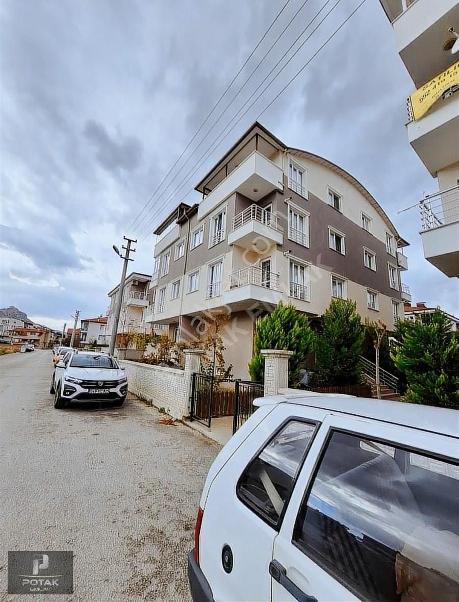 Burdur Merkez Fevzi Çakmak Satılık Daire Burdur Fevzi Çakmak Mah. 3+1 Satılık Site İçinde Dubleks Daire