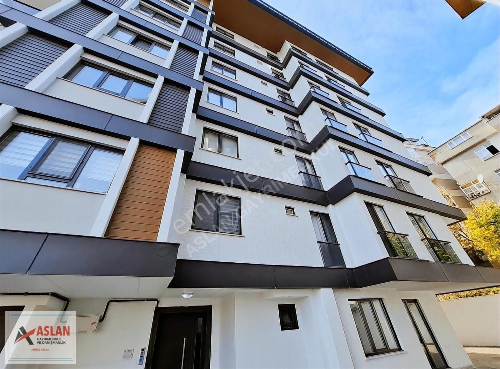 Üsküdar Çengelköy Satılık Daire Çengelköy Bahçelievler Mah 1+1 65 M2 Otoparklı Yatırımlık