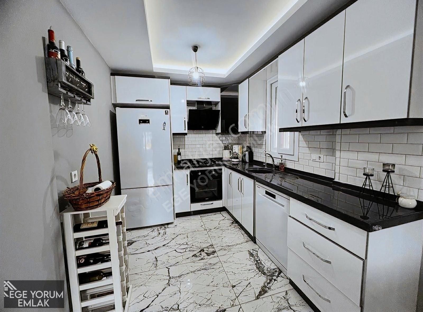 İzmir Doğanbey'de Satılık 3+1 Müstakil Villa Full Eşyalı - Görsel 2