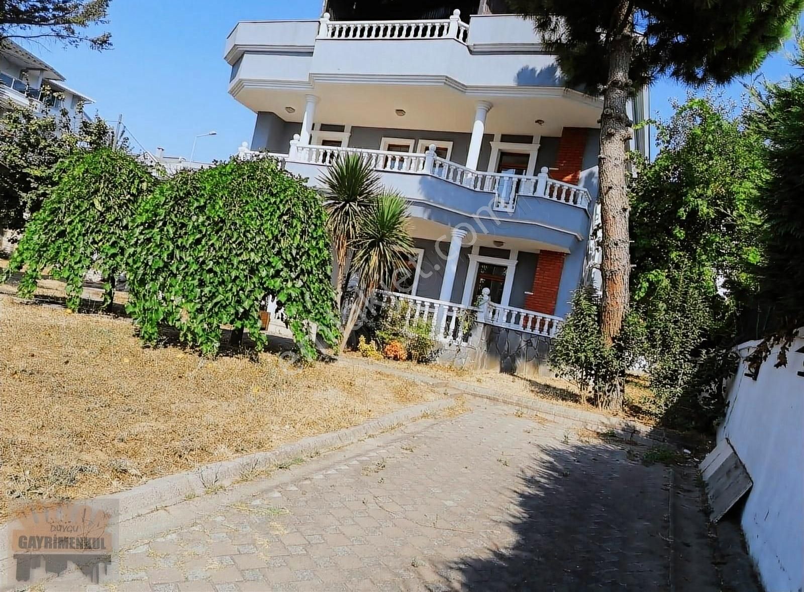 Büyükçekmece Pınartepe Kiralık Villa Buyukcekmece Okul Ve İs Yeri İcin Uygun Villa