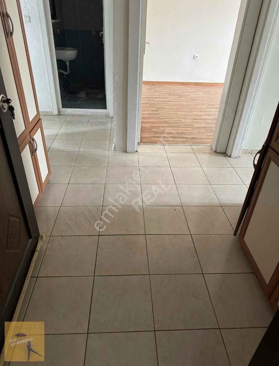 Şahinbey Karataş Kiralık Daire Realden Karataş 1. Bölgede Kiralık 2+1 Giriş Daire