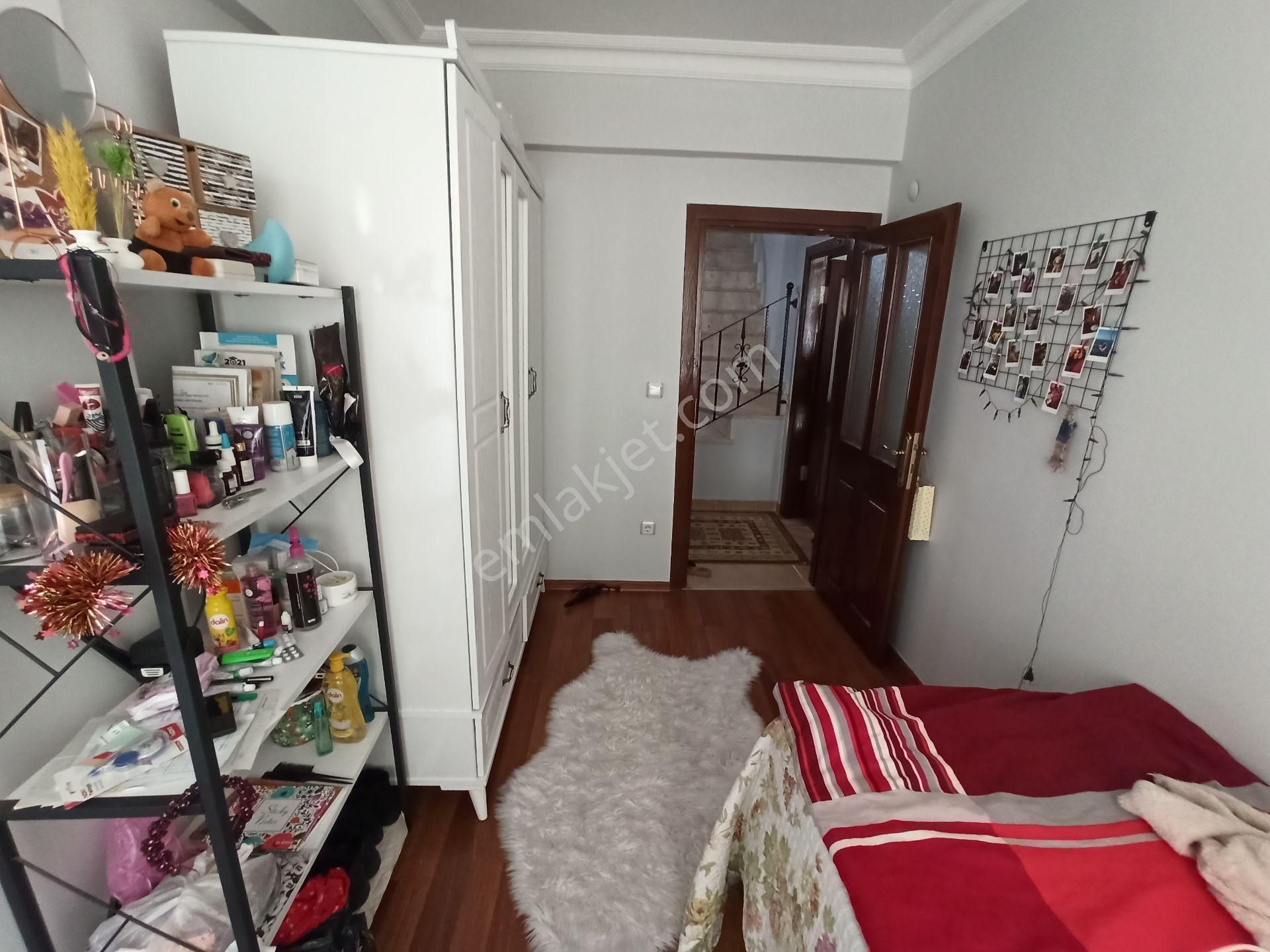 Bağcılar Hürriyet Mah Satılık Dubleks 5+2 Krediye Uygun Otoparklı ! - Görsel 15