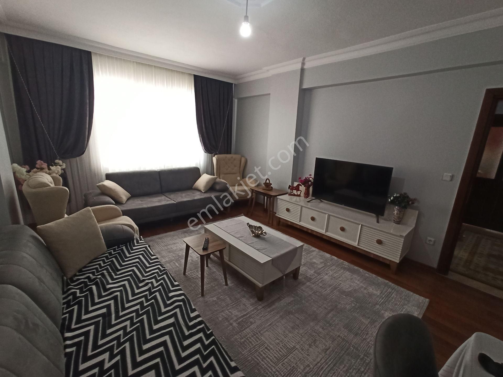 Bağcılar Hürriyet Mah Satılık Dubleks 5+2 Krediye Uygun Otoparklı ! - Görsel 3