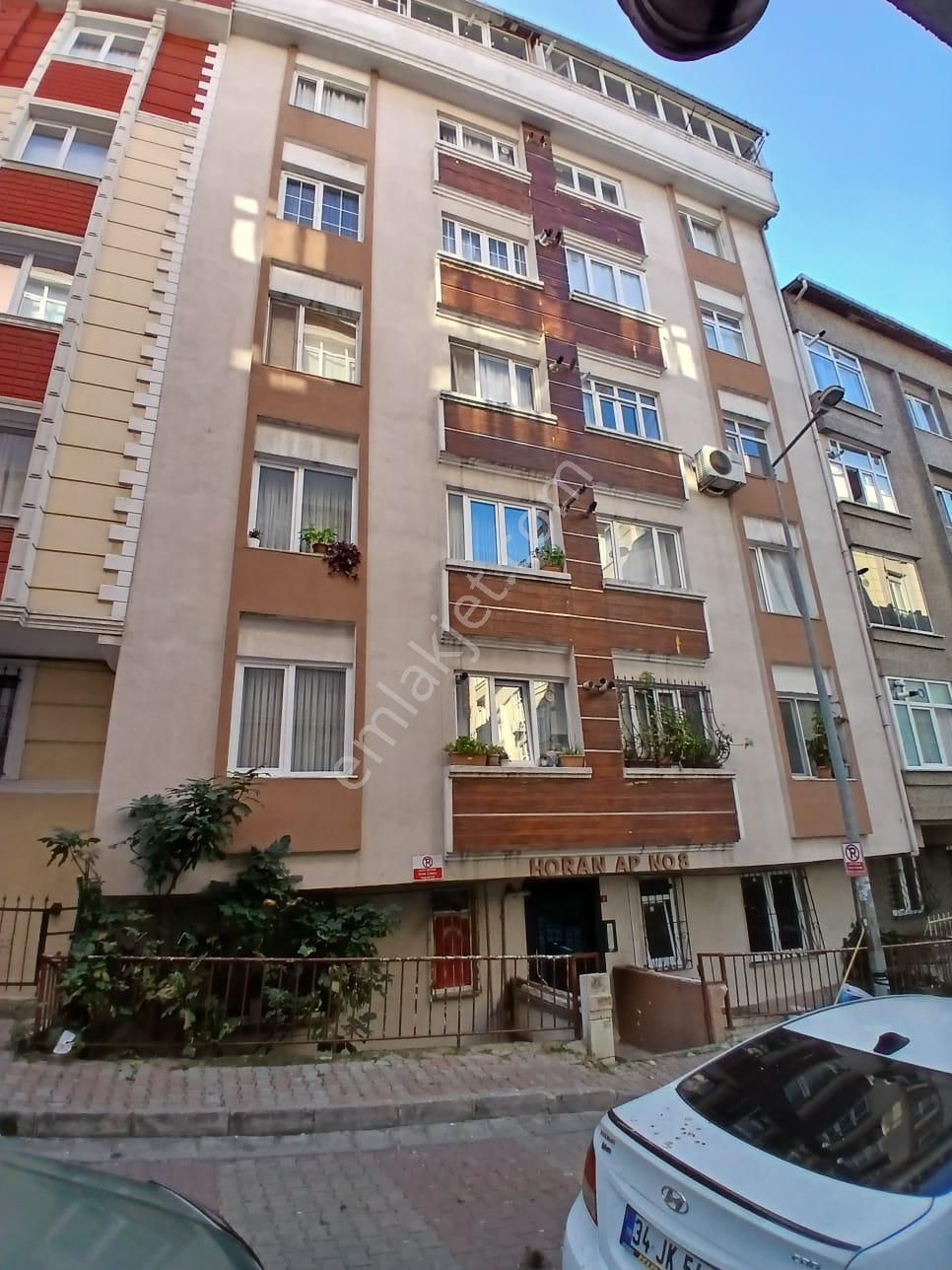 Bahçelievler Siyavuşpaşa Satılık Daire Bahçelievler İçi Yenilenmiş Boş 2+1 Satılık Daire