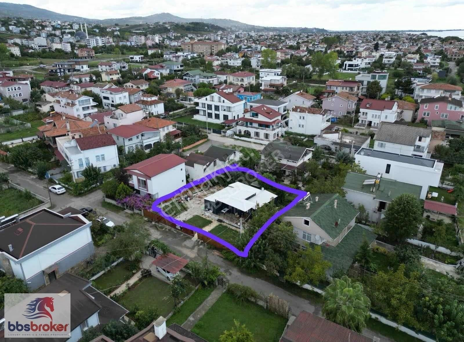 Atakum Güzelyurt Satılık Yazlık Çatalçam Denize 150mt Satılık 434m2 Arsa Ve Konteynır Yazlık