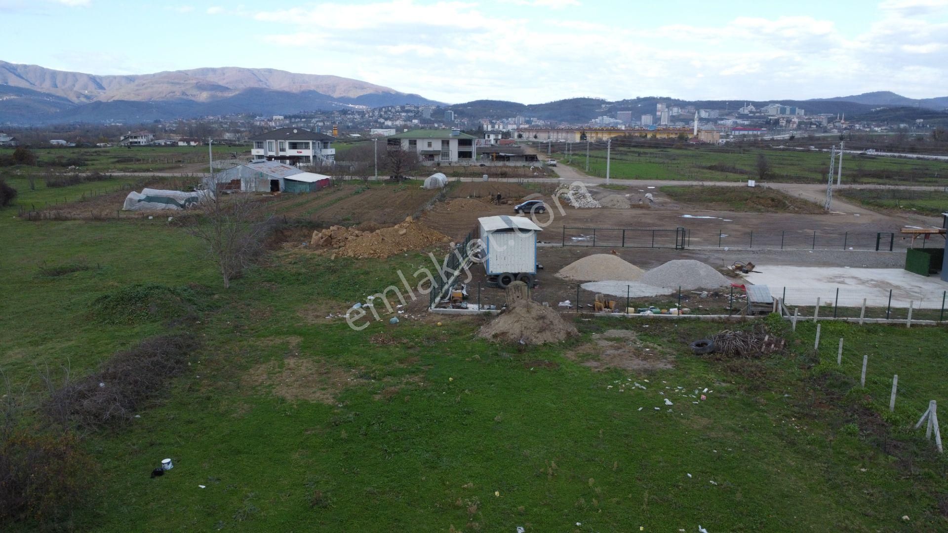 Düzce Merkez Çamköy Satılık Villa İmarlı Düzce Merkez Çamköy Mahallesinde Satılık İmarlı Arsalar