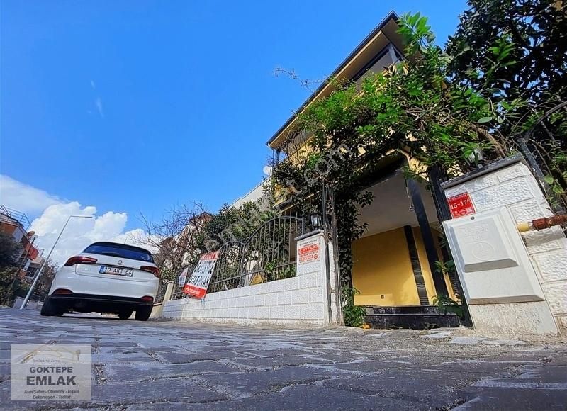 Edremit İkizçay Satılık Villa Göktepe Emlak Tek Yetkili Altınkumda Denize 400mt Mesafede Villa