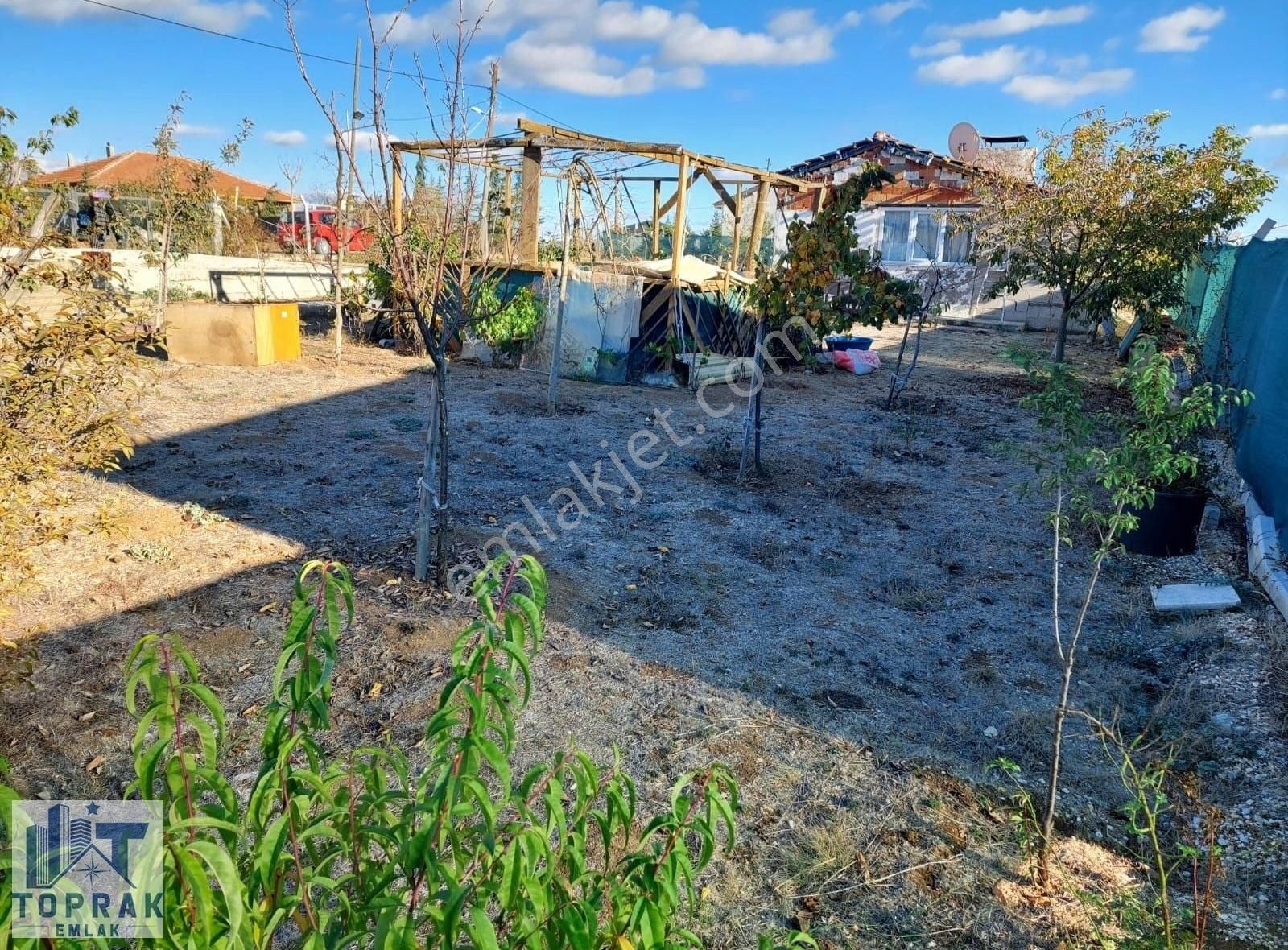 Tepebaşı Buldukpınar Satılık Konut İmarlı Toprak Emlaktan Tepebaşı Buldukpınar Mh İmarlı Arsa